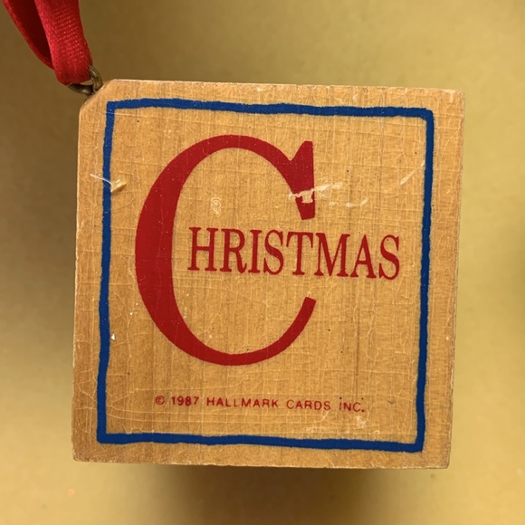 Merry Christmas Heart Wreath - Picture 5 of 8